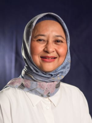 dr. Julie Dewi Barliana, Sp.M(K), M.Biomed
